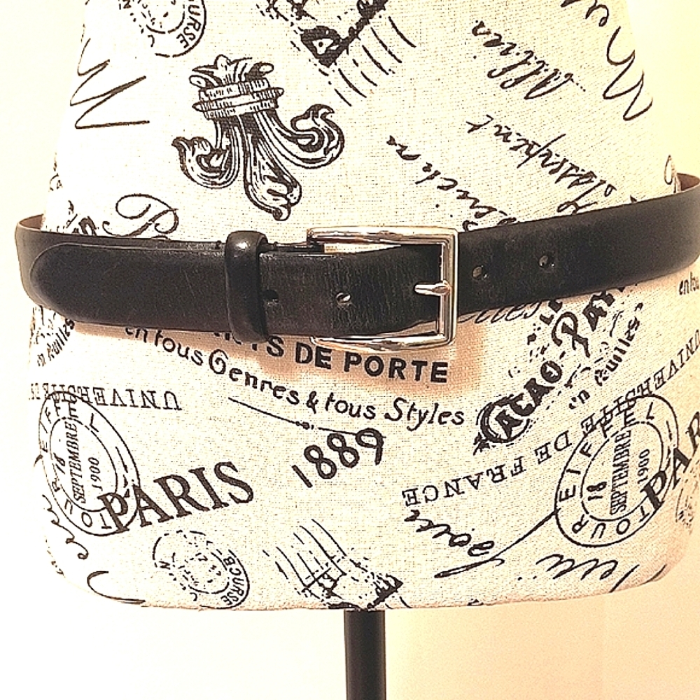Vintage Polo Ralph Lauren Men's Black Leather Belt. Size 32. Great Condition.